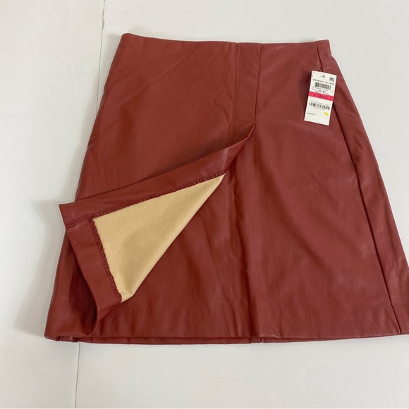 Bar III Mini Skirt Non Leather Winter Christmas Skirt Size Extra Small NWT - Picture 3 of 8